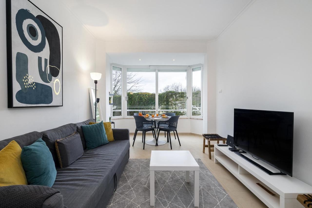 Whome Peaceful Alges Family Home Away From City Noise Lisboa Exteriör bild